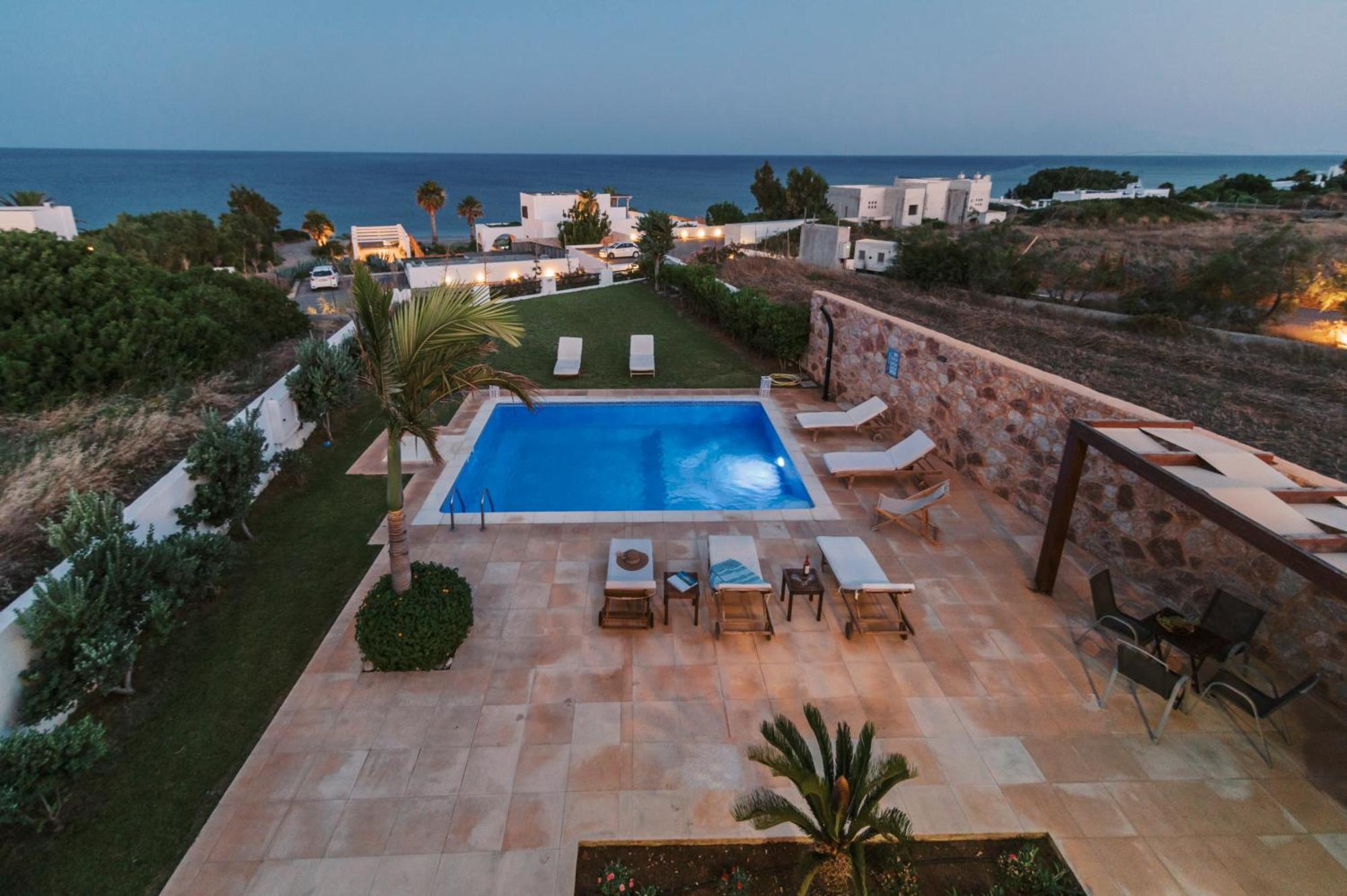 Villa Deep Blue Lakhania Luaran gambar