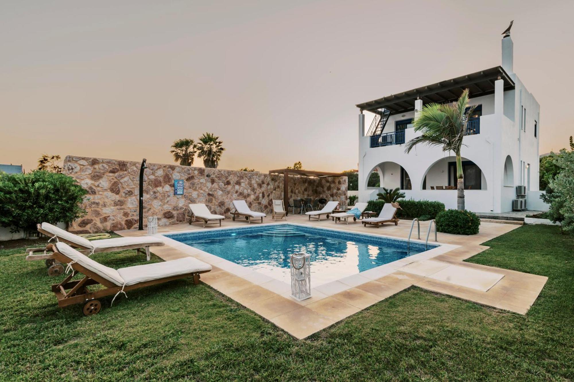 Villa Deep Blue Lakhania Luaran gambar