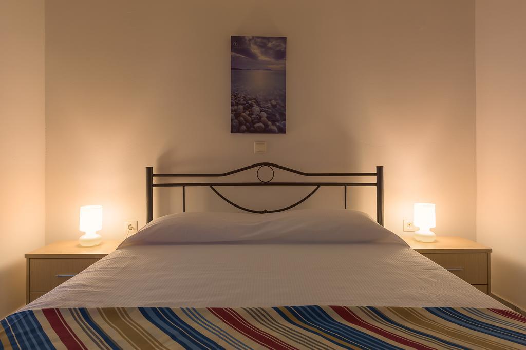Villa Deep Blue Lakhania Luaran gambar